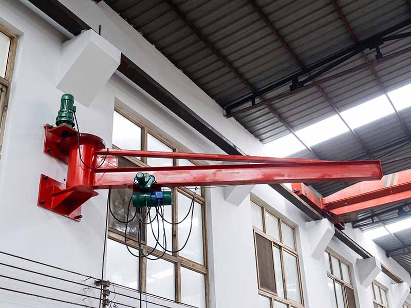 Small wall-mounted jib crane Small wall-mounted jib crane